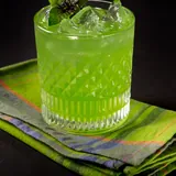 Gin Smash de manjericão